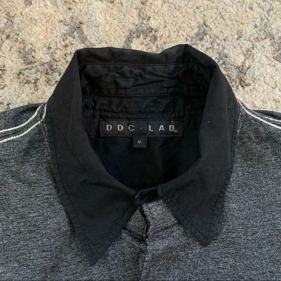 DDC LAB Gray Black Button Medium - Picture 3 of 9